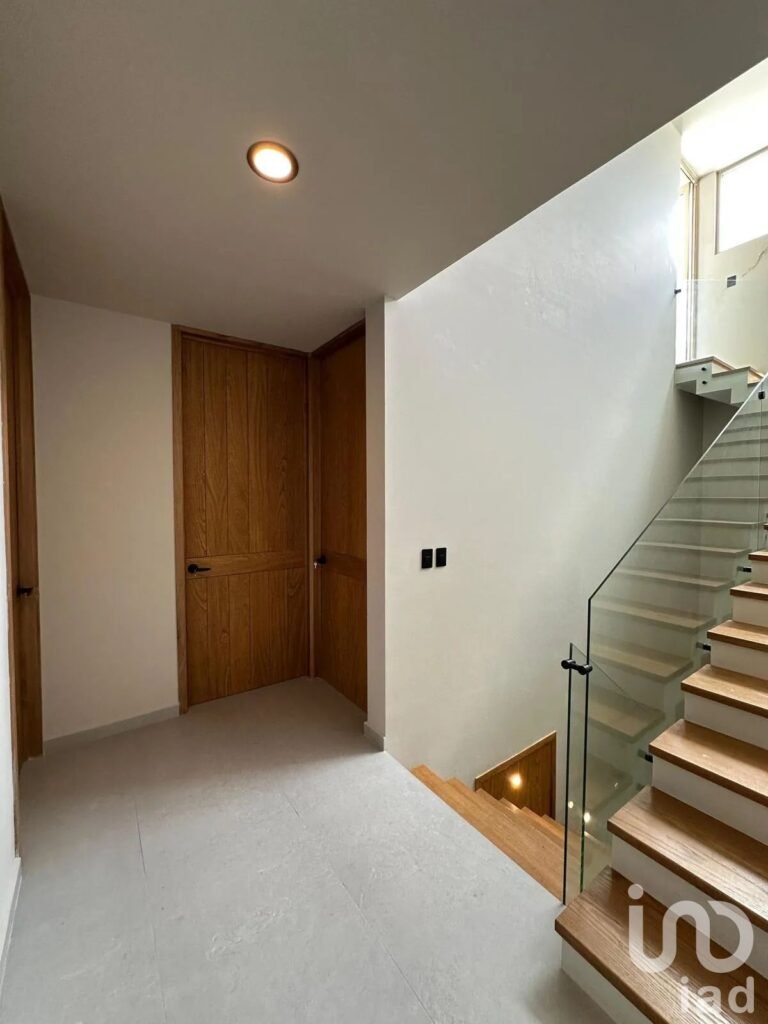CASA EN VENTA EN BOSQUES VALLARTA