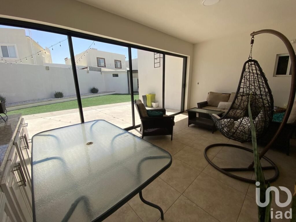 VENTA CASA REGANTO RESIDENCIAL