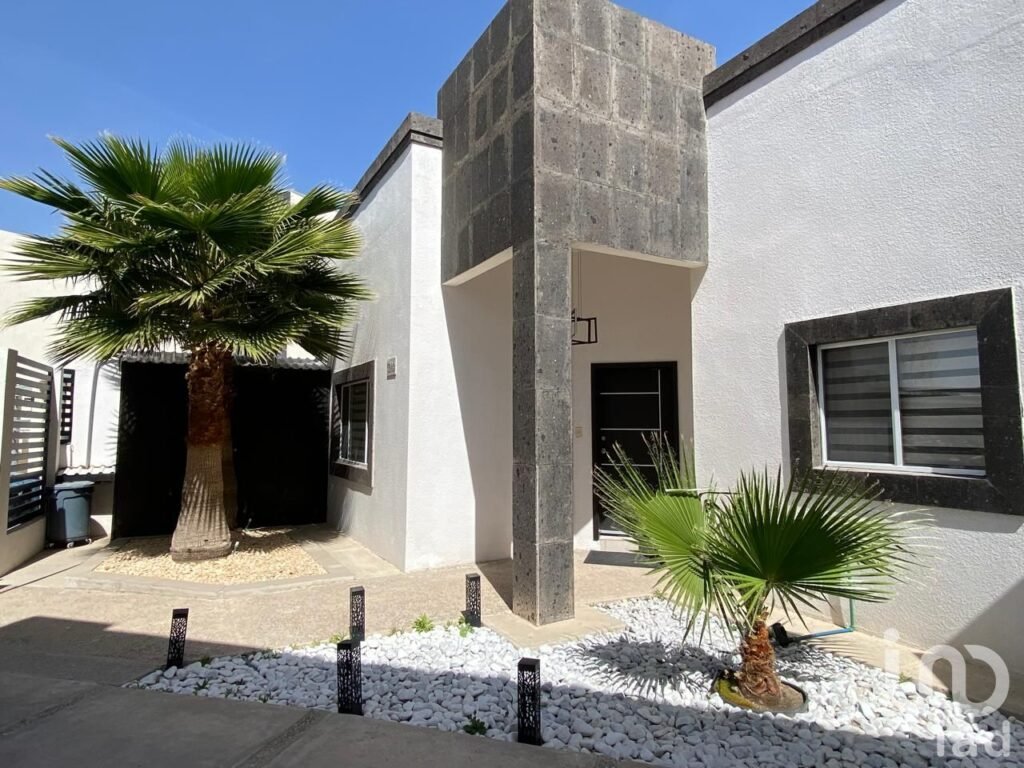 VENTA CASA REGANTO RESIDENCIAL