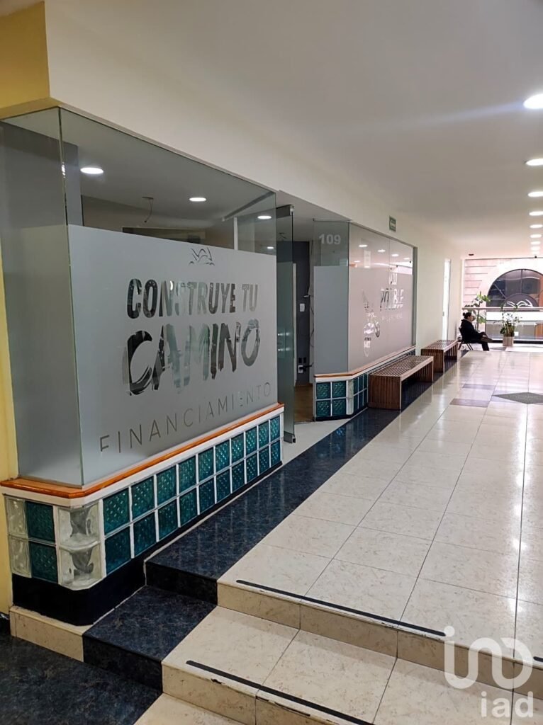 Renta de local comercial en insurgentes sur.