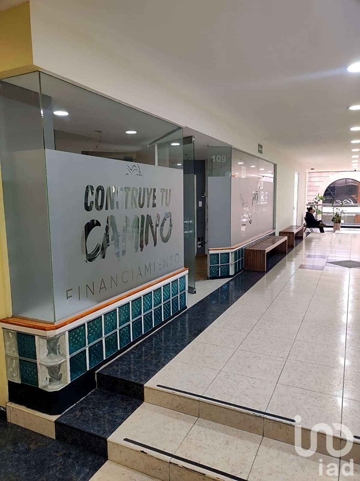 Renta de local comercial en insurgentes sur.