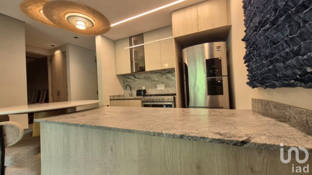 DEPARTAMENTO EN VENTA CON EXCELENTE UBICACIÓN BLVD. COLOSIO, CANCUN