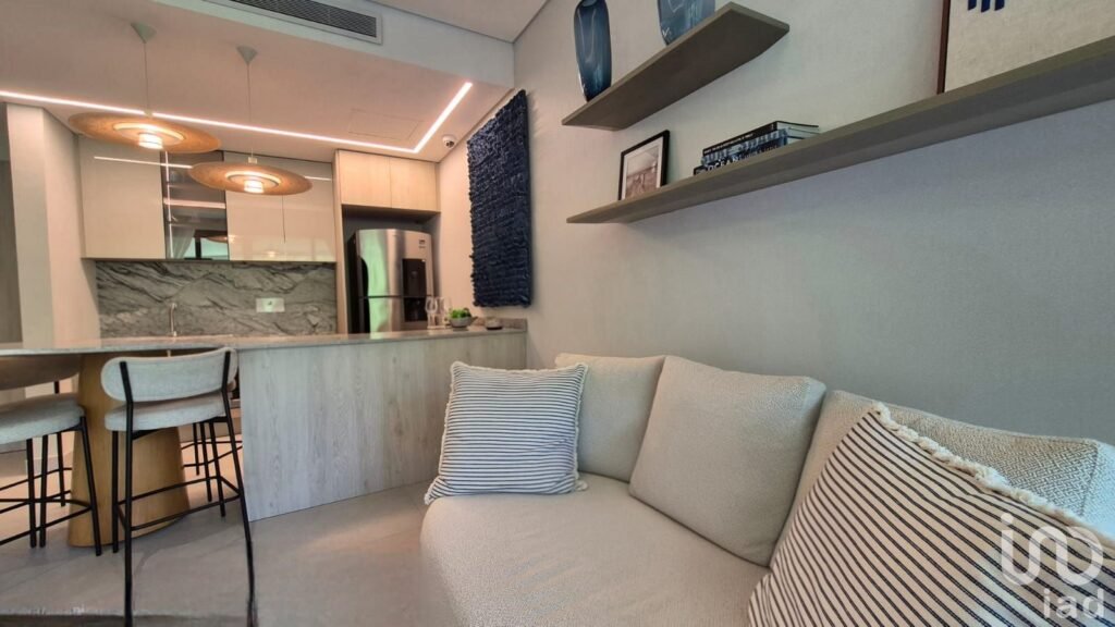 DEPARTAMENTO EN VENTA CON EXCELENTE UBICACIÓN BLVD. COLOSIO, CANCUN