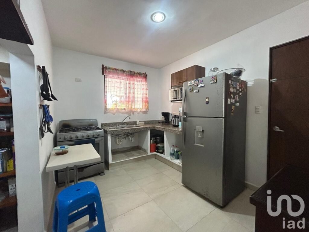 Casa en Renta en Privada Ubicada en Conkal, Yucatán, con Piscina y Paneles Solares