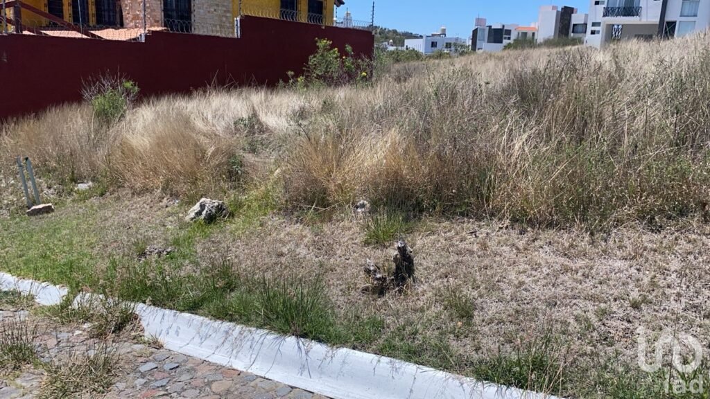 Venta de terreno en Haras 2