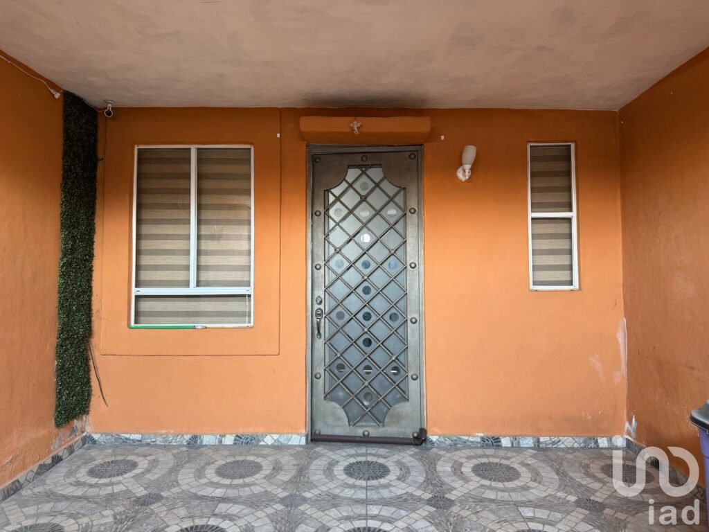 Casa en Venta en Paseos San Martín, Toluca, México