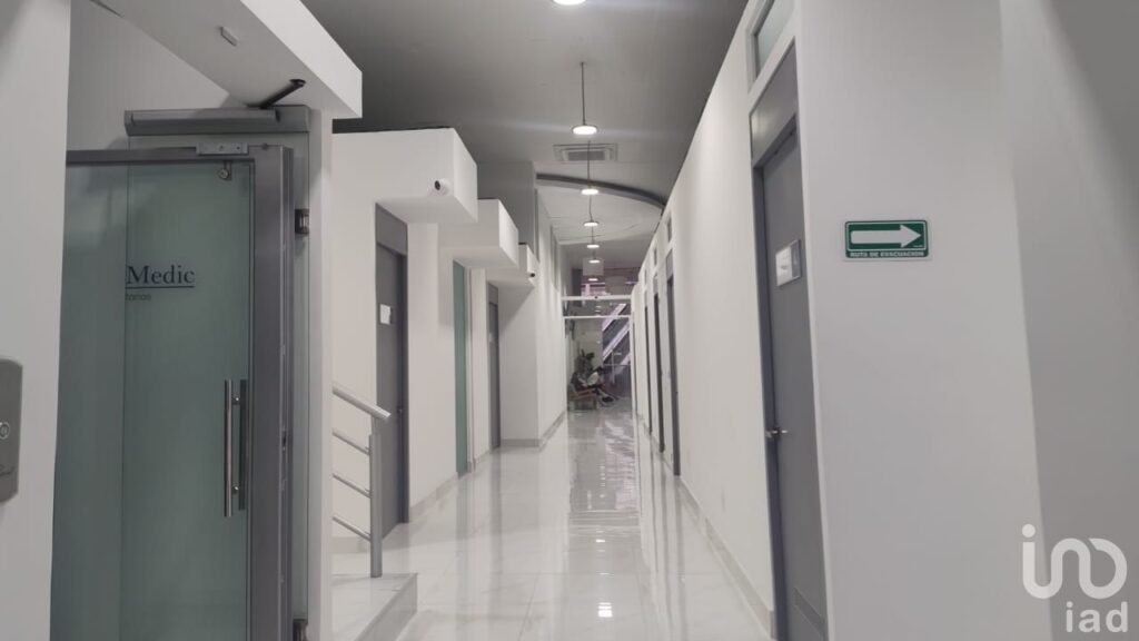 RENTA CONSULTORIO AMUEBLADO SANTA FE CUAJIMALPA CDMX