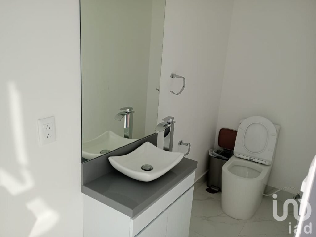 RENTA CONSULTORIO AMUEBLADO SANTA FE CUAJIMALPA CDMX