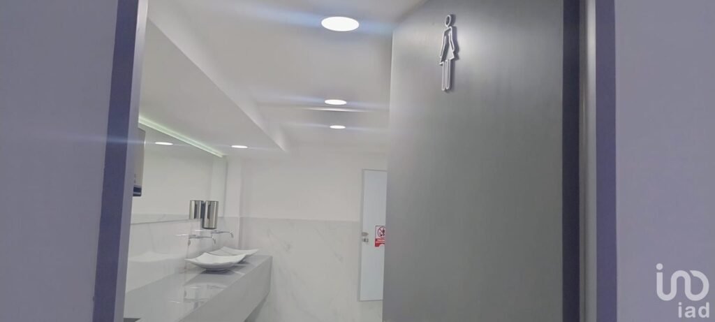 RENTA CONSULTORIO AMUEBLADO SANTA FE CUAJIMALPA CDMX