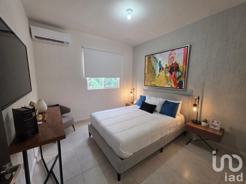 CÓMODO DEPARTAMENTO EN VENTA DE TRES HABITACIONES EN PLAYA DEL CARMEN
