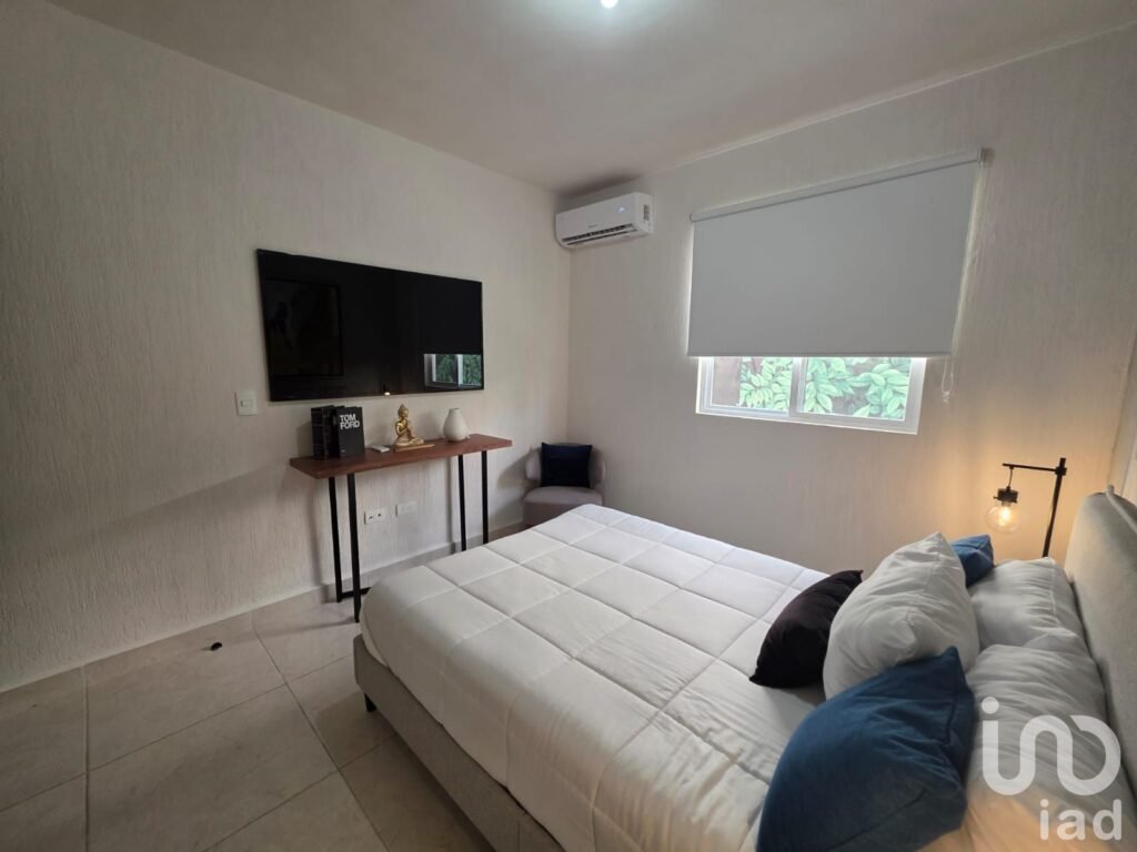 CÓMODO DEPARTAMENTO EN VENTA DE TRES HABITACIONES EN PLAYA DEL CARMEN