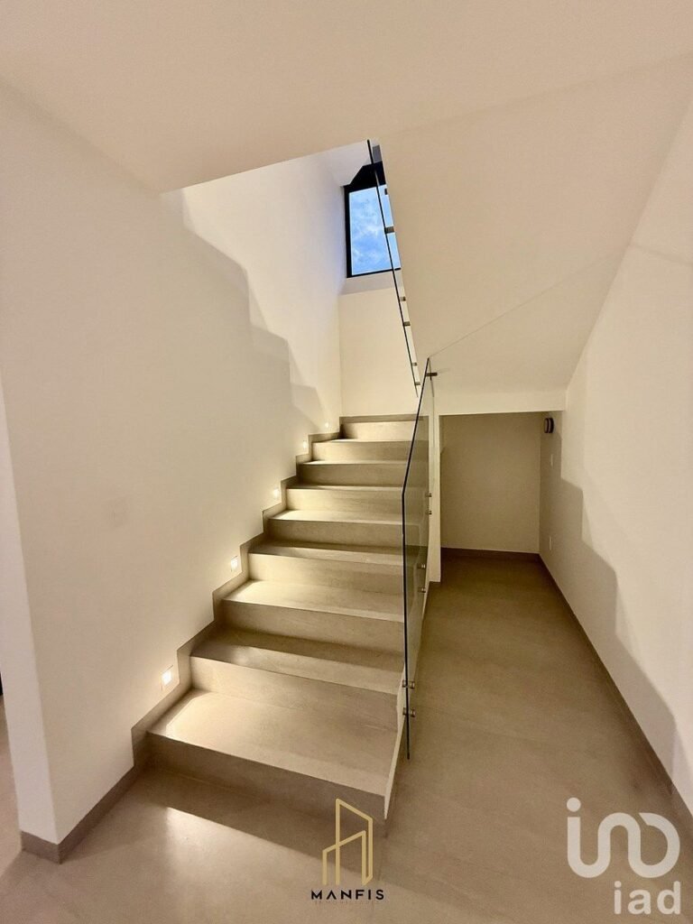 Casa 4  rec. en renta en Privanza, Solares, Zapopan, Ja