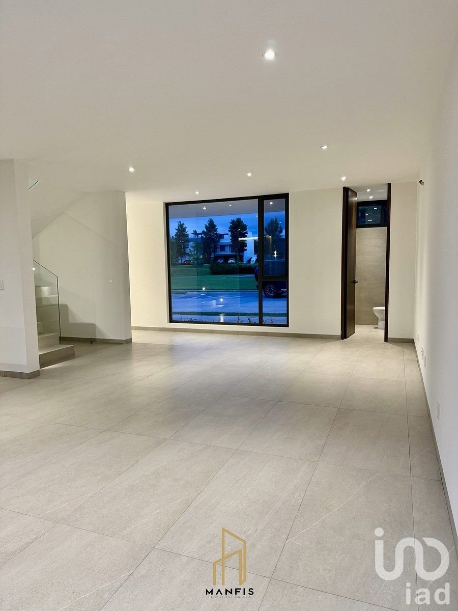 Casa 4  rec. en renta en Privanza, Solares, Zapopan, Ja
