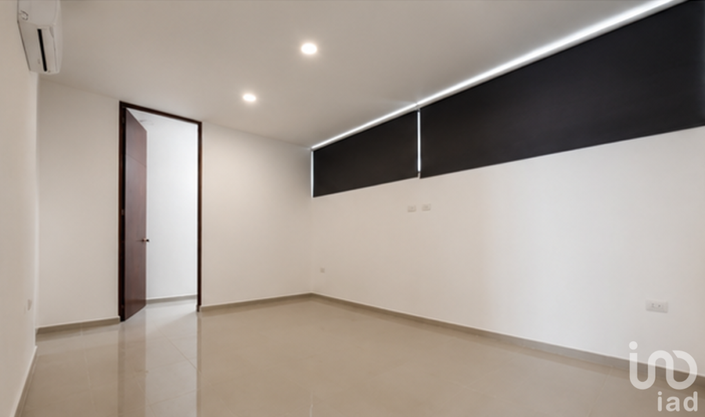 Town House en Venta en Temozón Norte con 2 Recámaras y Privada