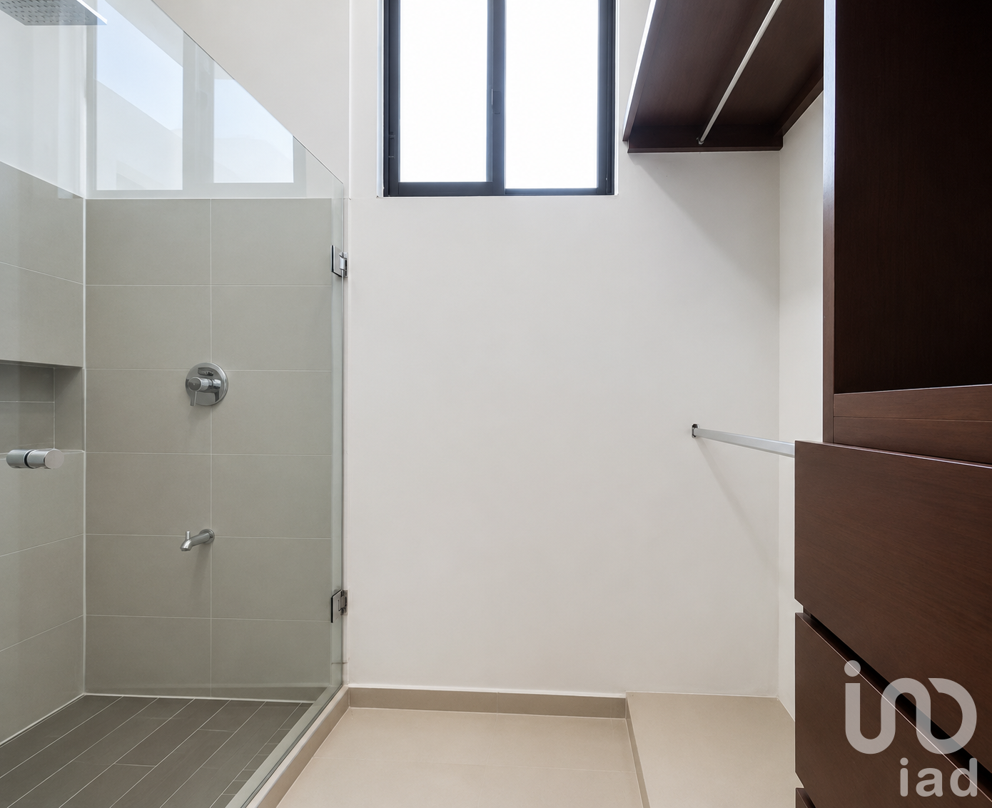 Town House en Venta en Temozón Norte con 2 Recámaras y Privada