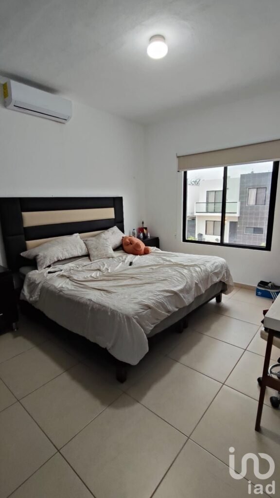 CASA EN VENTA EN PRIVADA FLOR IDILIA EN CONKAL