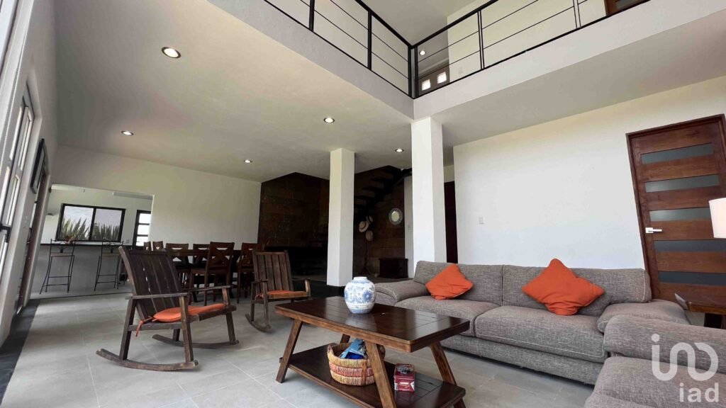 Cómoda y Funcional Casa en venta en Ixtapan de la Sal