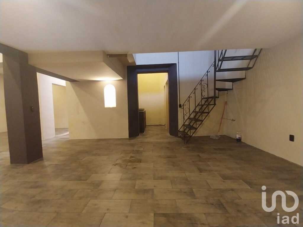 AMPLIO LOCAL COMERCIAL EN RENTA EN EL CENTRO HISTÓRICO DE OAXACA.