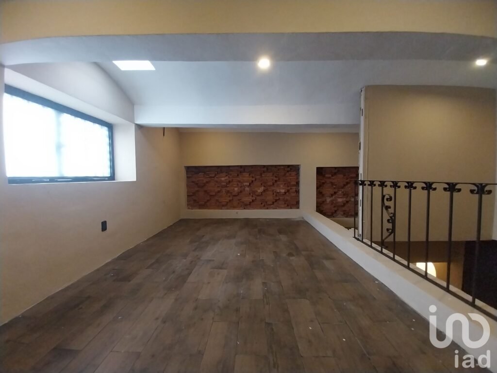 AMPLIO LOCAL COMERCIAL EN RENTA EN EL CENTRO HISTÓRICO DE OAXACA.