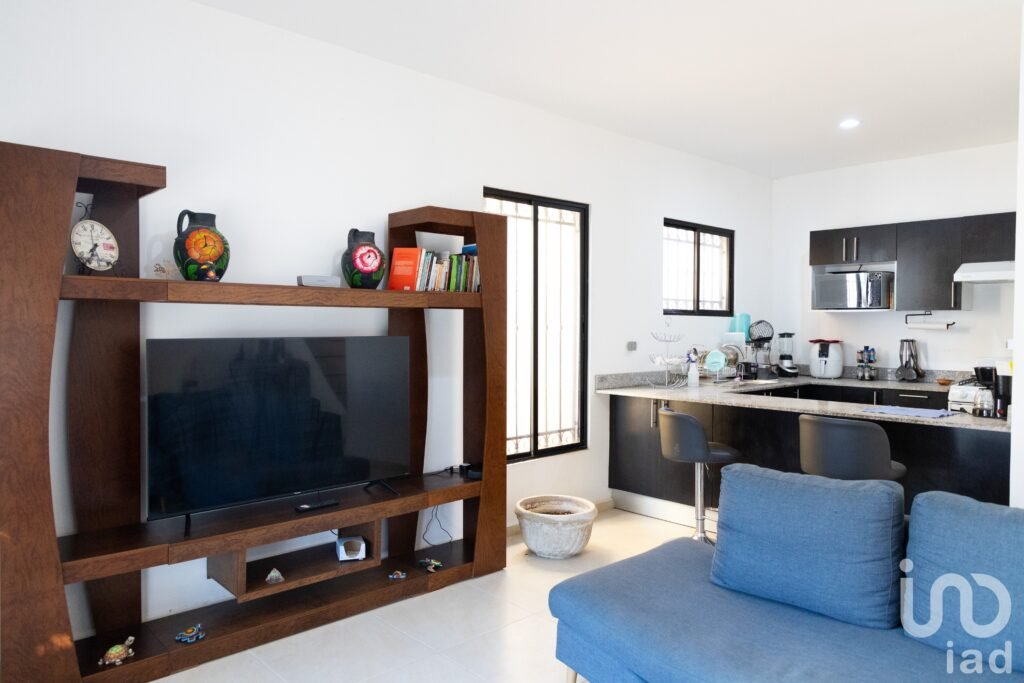 CASA EN VENTA AMUEBLADA DE 3 HABITACIONES EN GRAN SANTA FE CAUCEL