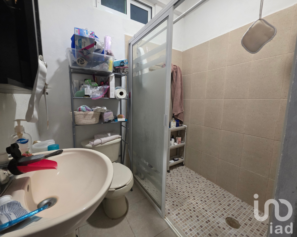 Venta de Casa en Cancún, 3 Recámaras y 3.5 Baños (1 Rec con Baño completo en PB)