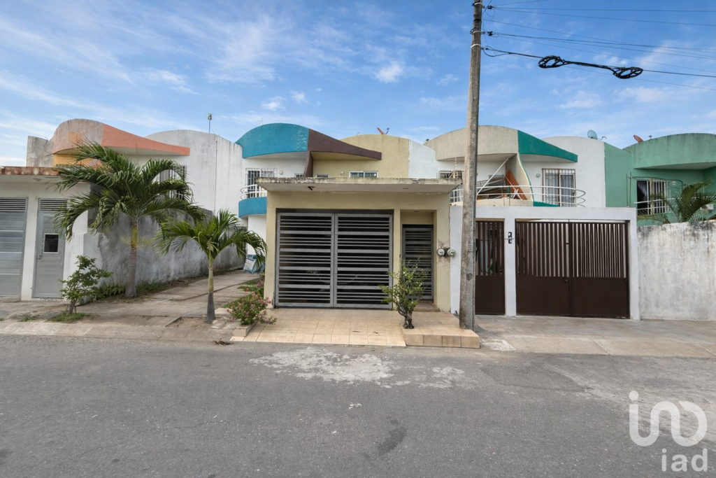 CASA EN VENTA TORRENTES NORTE VERACRUZ