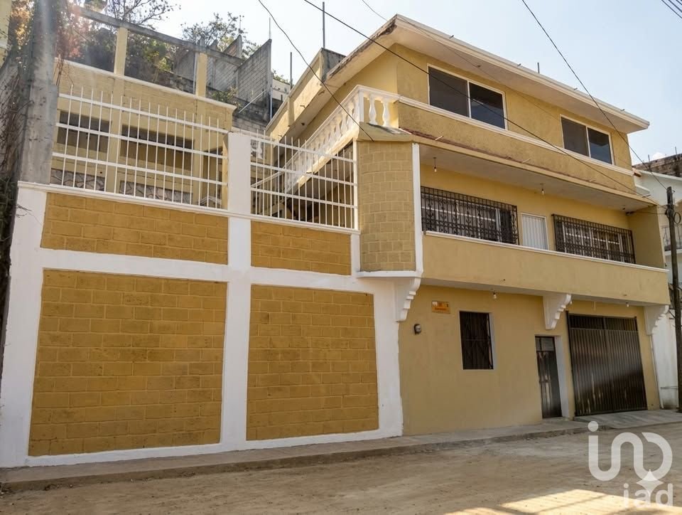 CASA EN RENTA EN LA JOYA, YAUTEPEC, MORELOS