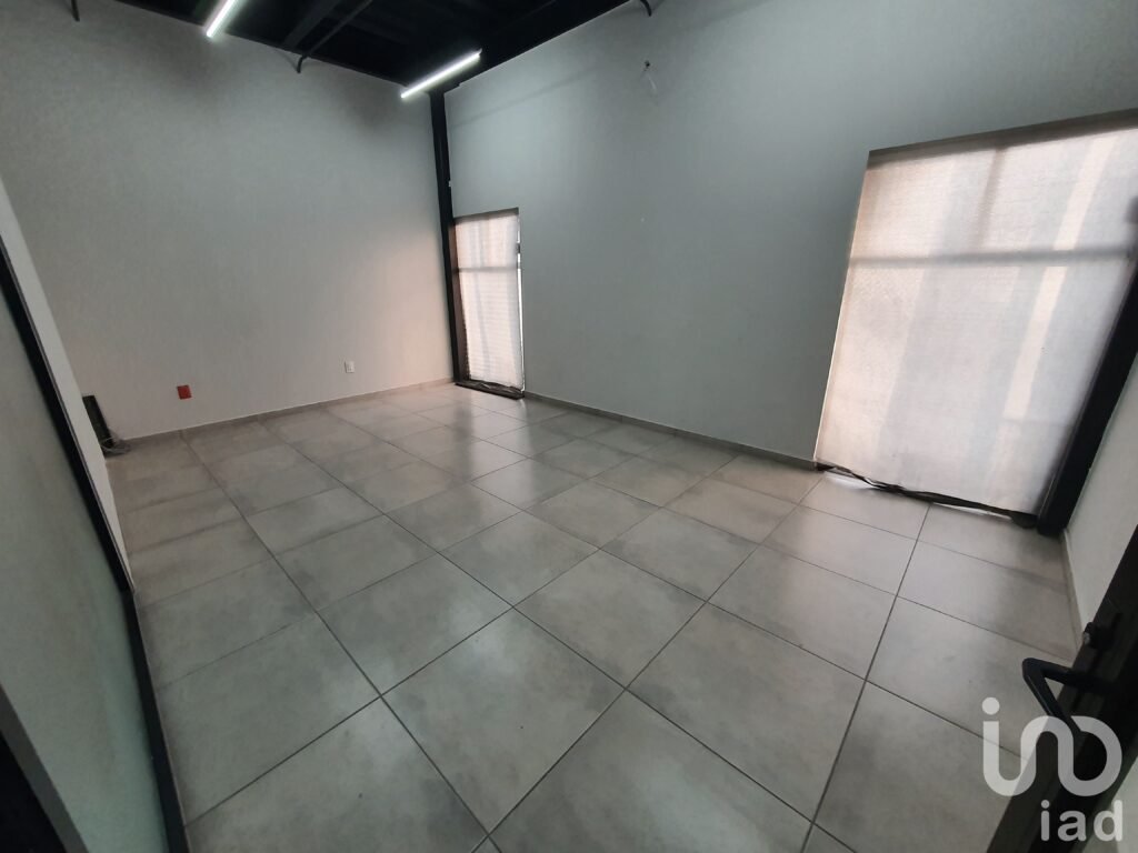 Oficina en renta Queretaro Bernardo quintana a 1 cuadra