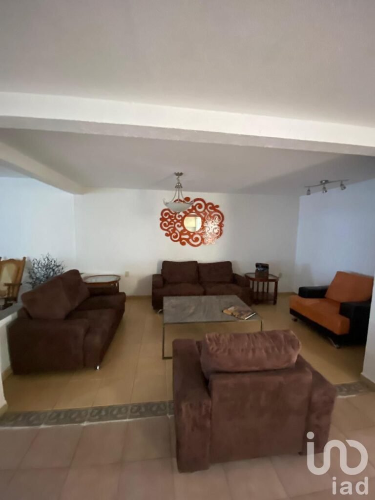 Casa en Renta en Fraccionamiento en Pachuca con Terraza y Jardín Pet friendly