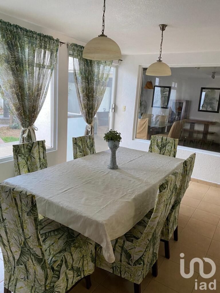 Casa en Renta en Fraccionamiento en Pachuca con Terraza y Jardín Pet friendly