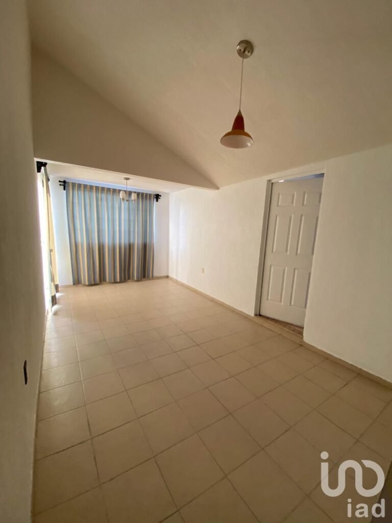 Casa en Renta en Fraccionamiento en Pachuca con Terraza y Jardín Pet friendly