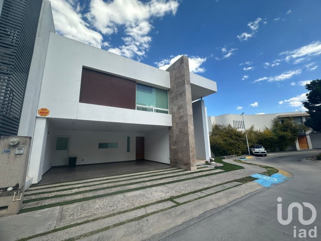 Casa en VENTA, Cordillera Residencial ¡Amplia y Moderna!