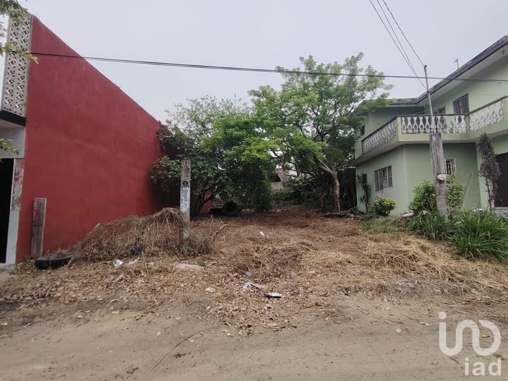 Terreno en venta en Col Renacimiento, Veracruz, Veracruz