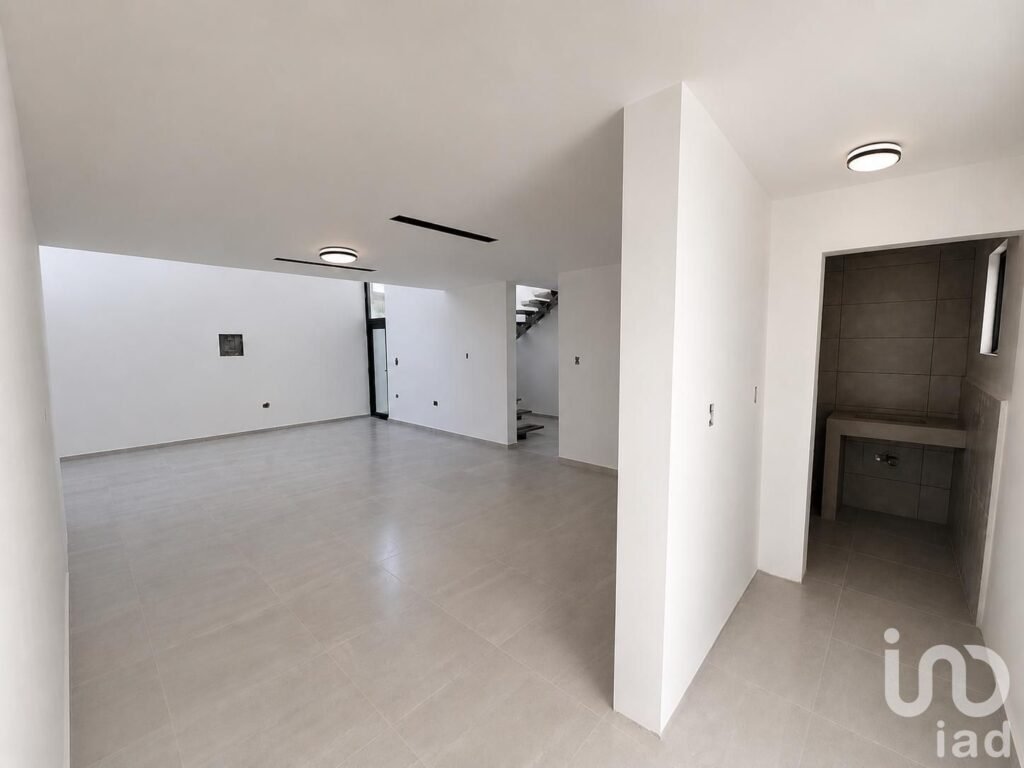 RESIDENCIA  NUEVA EN VENTA ESTILO CONTEMPORANEO