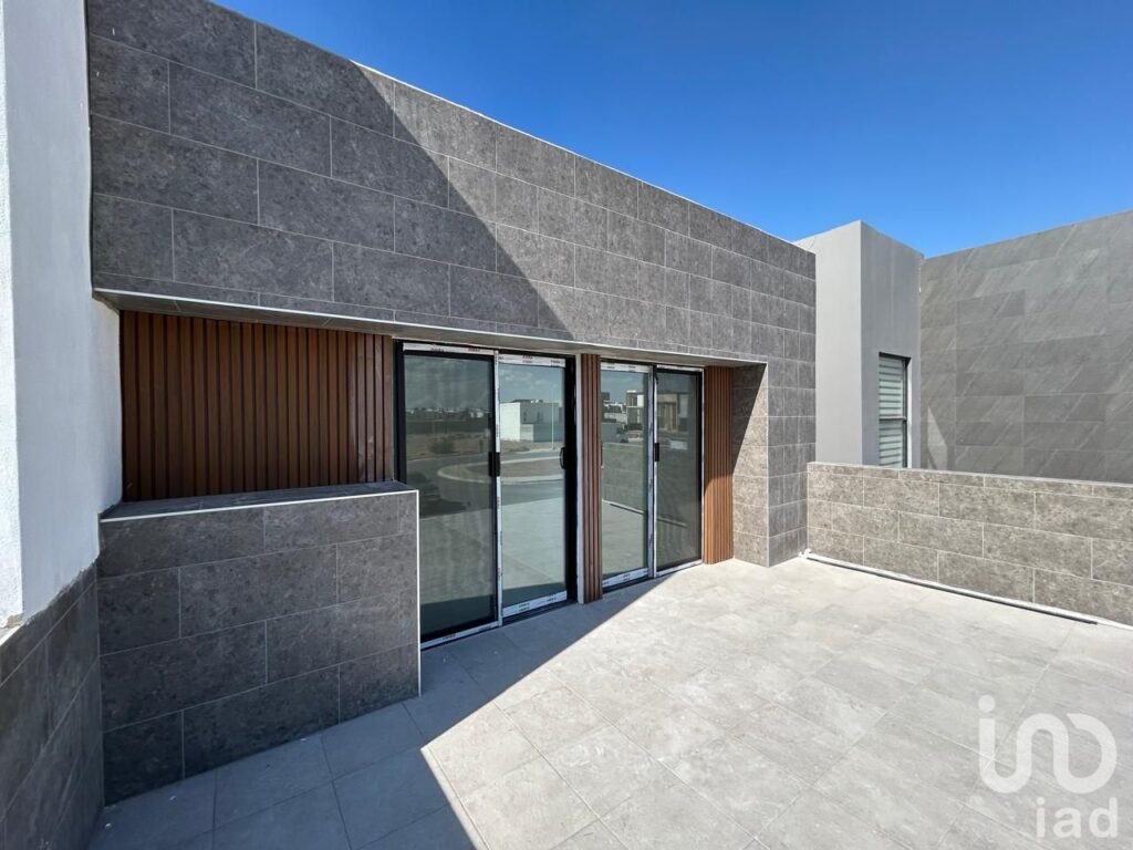 RESIDENCIA  NUEVA EN VENTA ESTILO CONTEMPORANEO