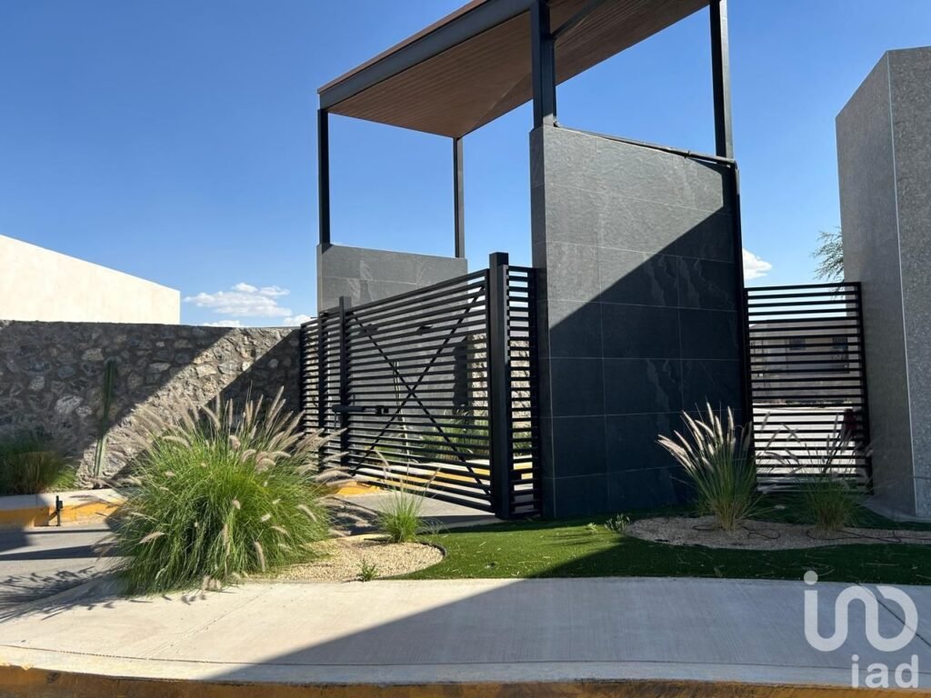 RESIDENCIA  NUEVA EN VENTA ESTILO CONTEMPORANEO