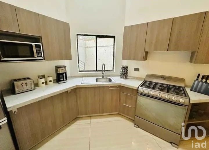 RESIDENCIA RINCONES DE SN MARCOS SECTOR CAMPESTRE 3 NIVELES DISEÑO INTELIGENTE 5 RECAMARAS 5 BAÑOS