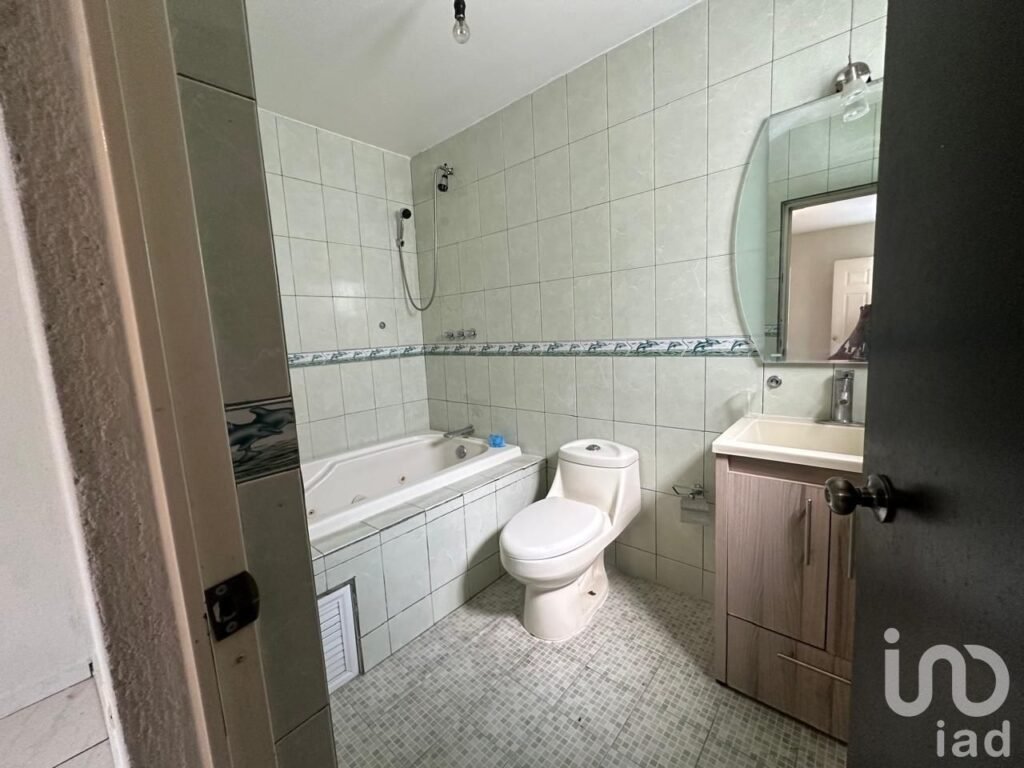 CASA EN VENTA EN FRACC. RODOLFO LANDEROS AGUASCALIENTES