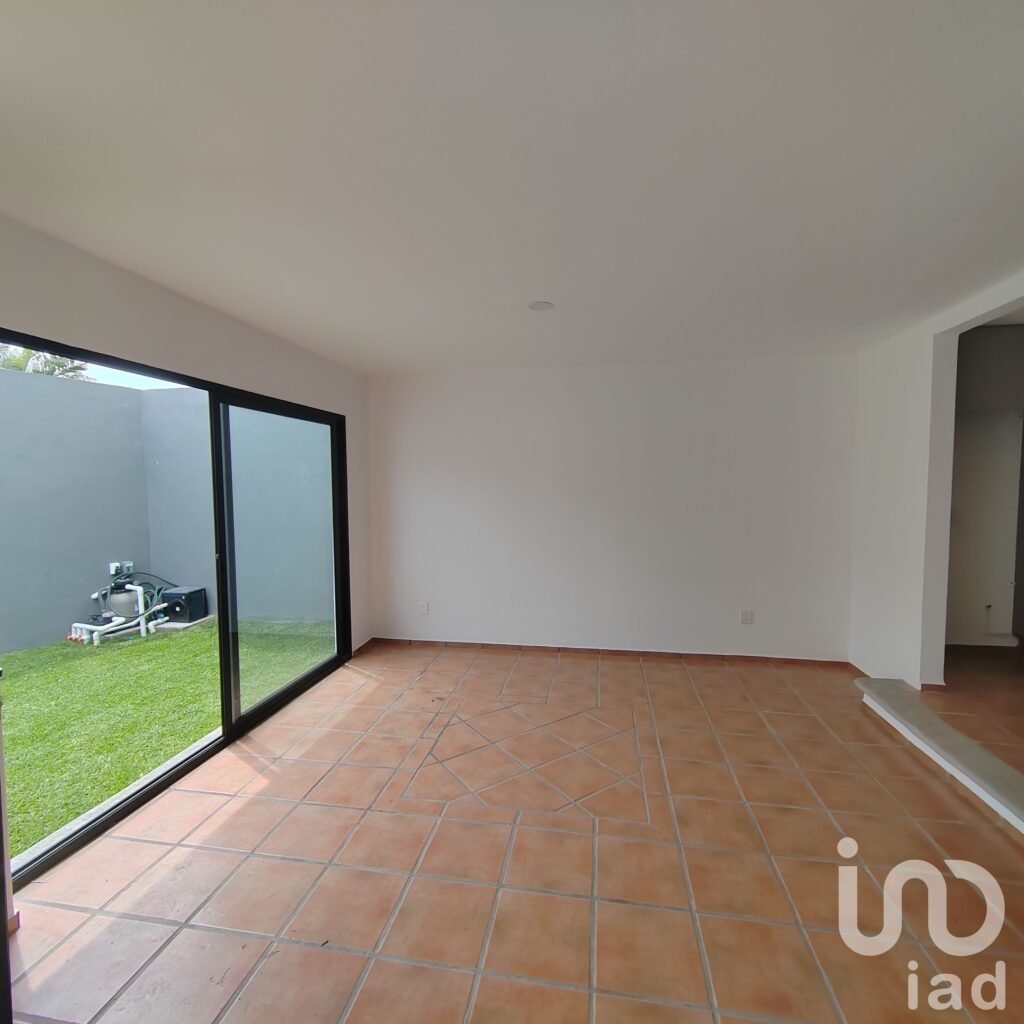 Casa Sola en Fraccionamiento San Jerónimo de Ahuatepec, Delicias, Cuernavaca, Morelos