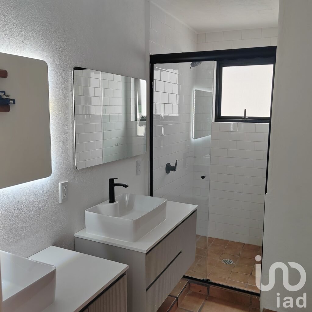 Casa Sola en Fraccionamiento San Jerónimo de Ahuatepec, Delicias, Cuernavaca, Morelos