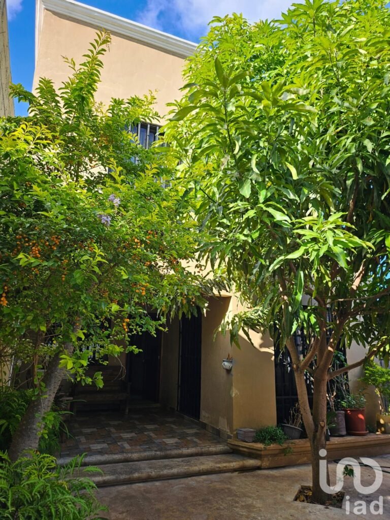 SE VENDE CASA DE 1R EN PB/2R EN PA EN CANCUN Q.ROO EN 3.4M