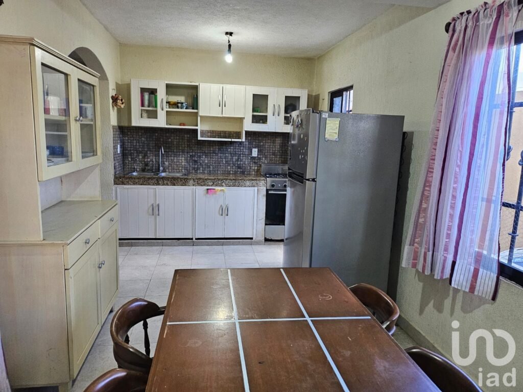 SE VENDE CASA DE 1R EN PB/2R EN PA EN CANCUN Q.ROO EN 3.4M