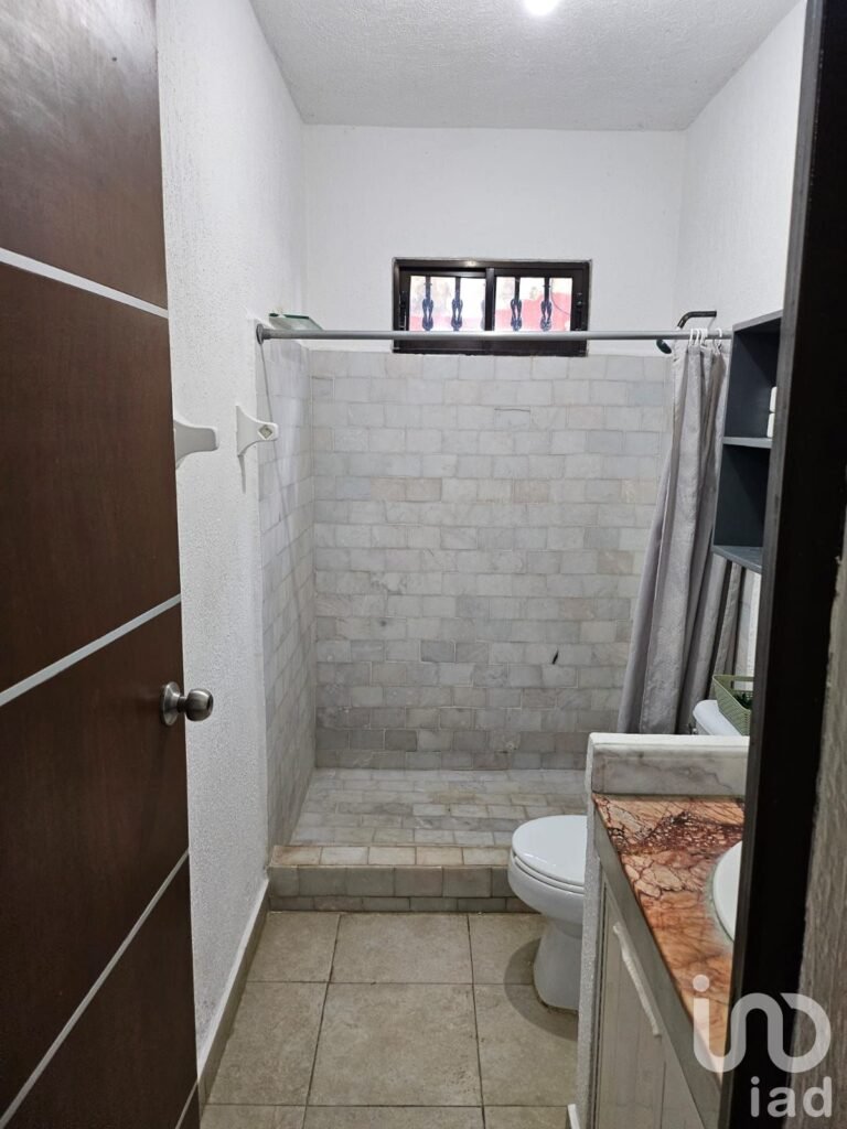 SE VENDE CASA DE 1R EN PB/2R EN PA EN CANCUN Q.ROO EN 3.4M
