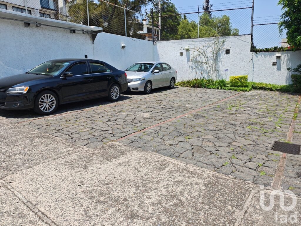 Iluminada y espaciosa casa en Calzada Desierto de los Leones