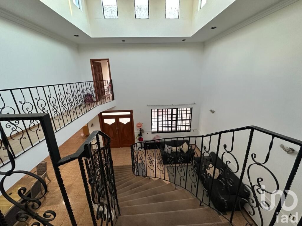 CASA EN VENTA EN BOSQUES DEL PRADO ORIENTE EN AGUASCALIENTES