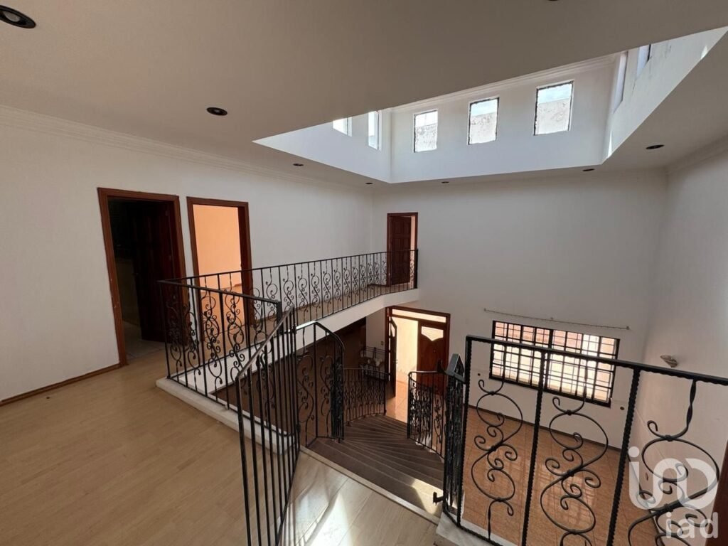 CASA EN VENTA EN BOSQUES DEL PRADO ORIENTE EN AGUASCALIENTES