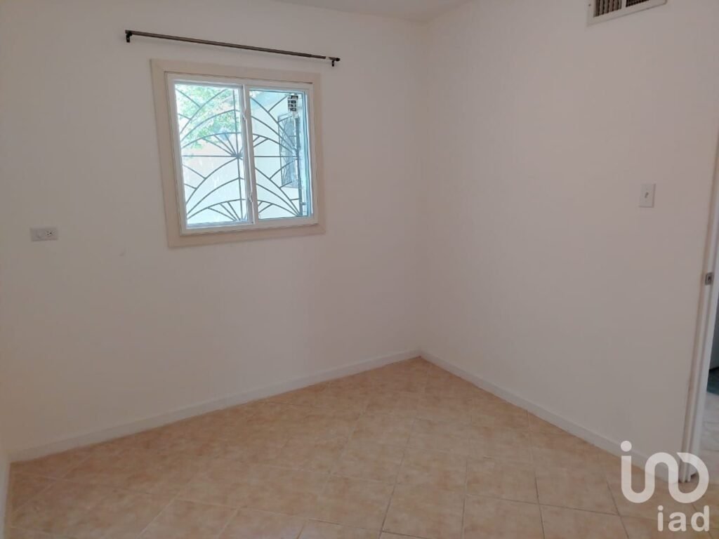 CASA EN VENTA DE DOS HABITACIONES EN JARDINES DEL AEROPUERTO CD. JUÁREZ