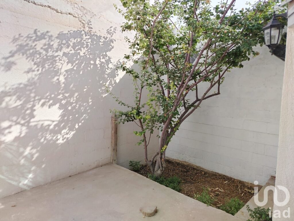CASA EN VENTA DE DOS HABITACIONES EN JARDINES DEL AEROPUERTO CD. JUÁREZ