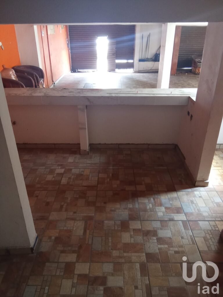 Renta edificio comercial o de servicios en Queretaro