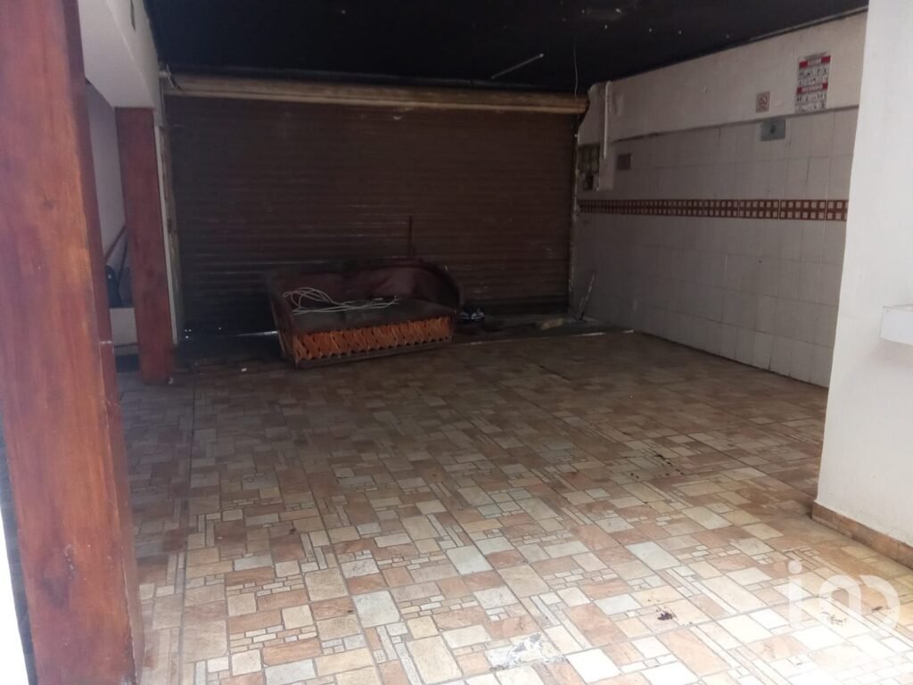 Renta edificio comercial o de servicios en Queretaro